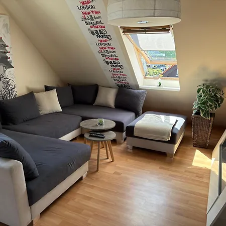 Messezimmer In Lahe Mit Eigenem Bad Séjour chez l'habitant