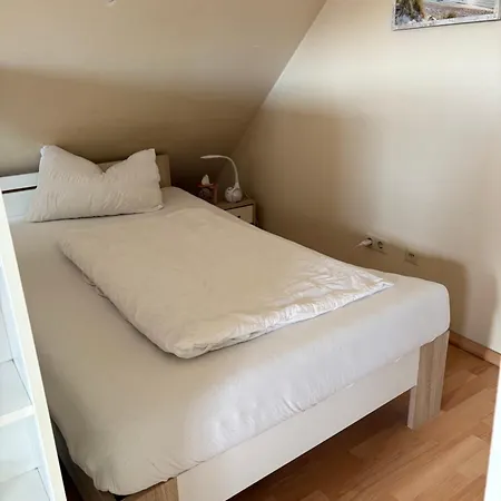 Messezimmer In Lahe Mit Eigenem Bad Alloggio in famiglia *